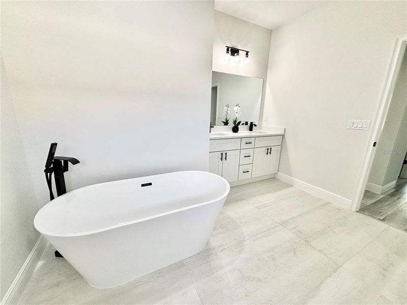 Furnished interior view inside a new home in , Ocala (Image 12).