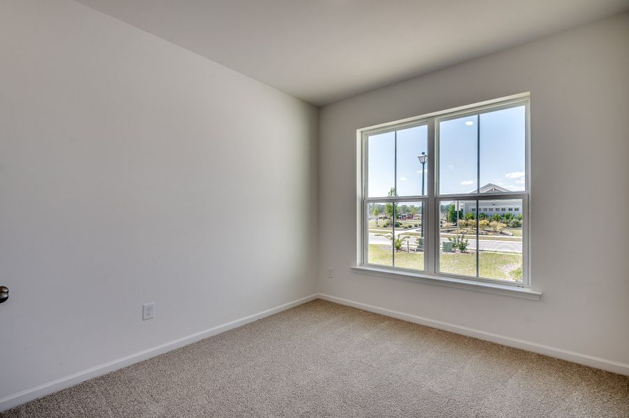 Representative unfurnished interior of a home built from the Camden by Beazer Homes in Inlet Keys, Murrells Inlet (Image 20).