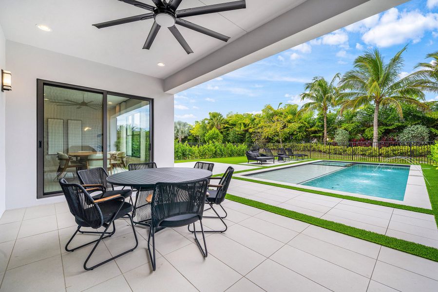042-8124CrystalDownsAvenue-BocaRaton-FL-