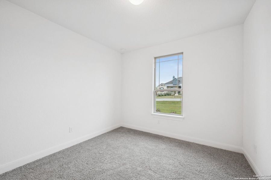 Spacious, unfurnished interior of a new home in Everly Estates, San Antonio (Image 27).