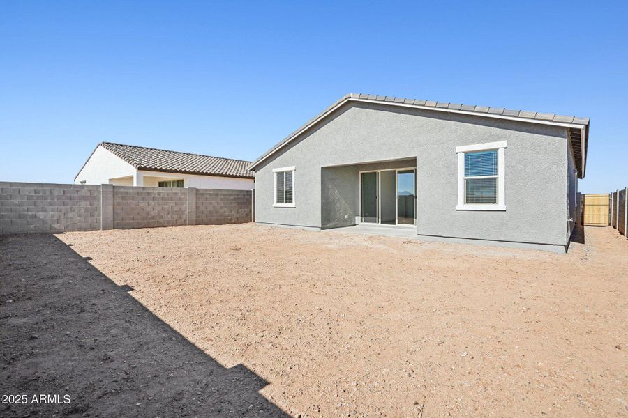 37-web-or-mls-W Camino de Oro-S0511-037