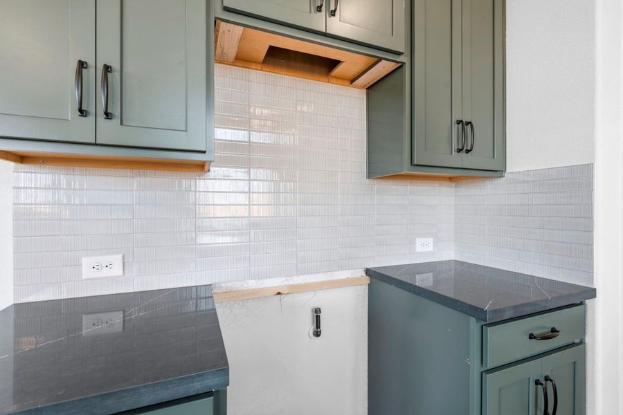 An additional view of the design featuring the AW Collection Rosemary