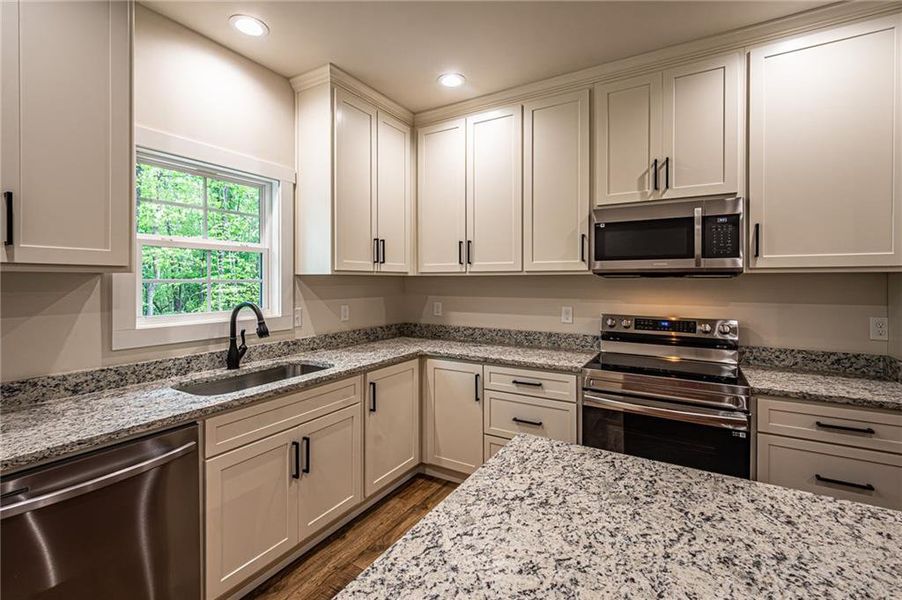 Furnished interior view inside a new home in , Dawsonville (Image 5).