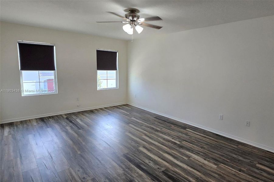 Spacious, unfurnished interior of a new home in , Davenport (Image 34).
