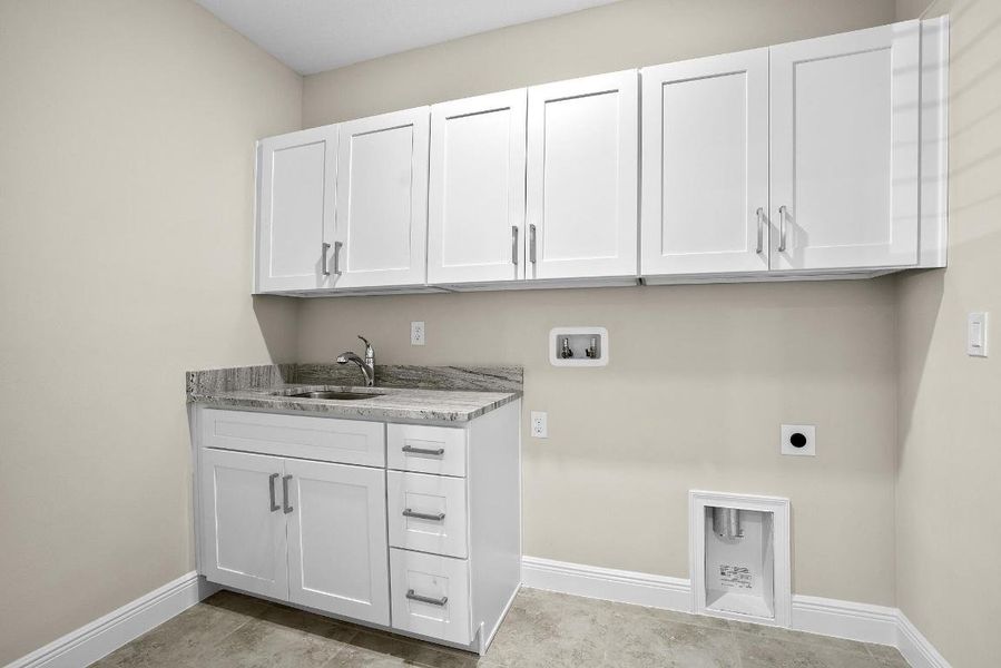 418-Easy-St-HigMedia-042-2000