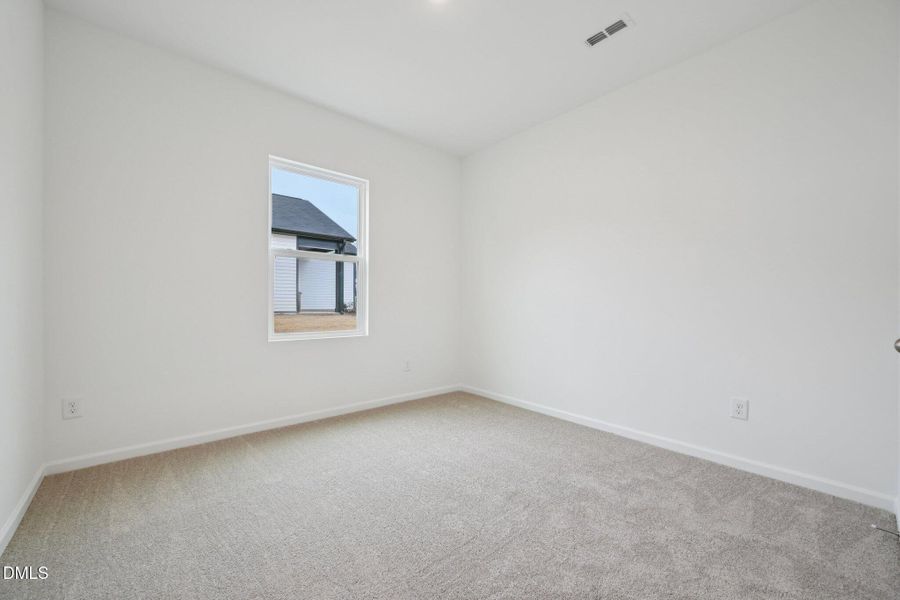 26-web-or-mls-Salers Loop-S0601-026 26-web-or-mls-Salers Loop-S0601-026