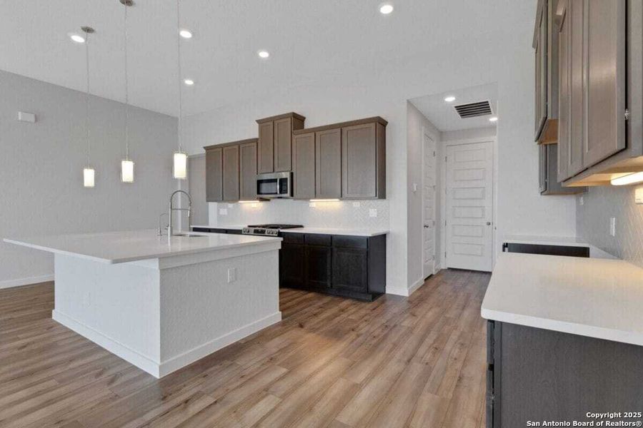 Furnished interior view inside a new home in Weltner Farms 50’s, New Braunfels (Image 8). Furnished interior view inside a new home in Weltner Farms 50’s, New Braunfels (Image 8).