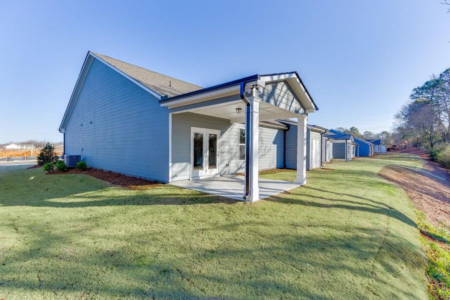 Exterior details and patio area of a home in , Jefferson (Image 4).