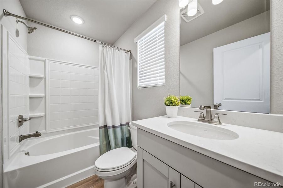 Furnished interior view inside a new home in , Aurora (Image 16).