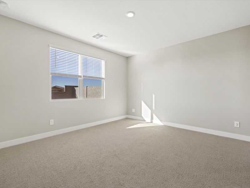 Spacious, unfurnished interior of a new home in Abel Ranch Reserve Series, Goodyear (Image 19).