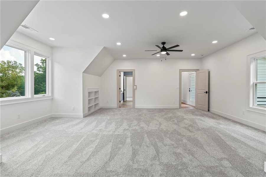 Spacious, unfurnished interior of a new home in , Lilburn (Image 85).