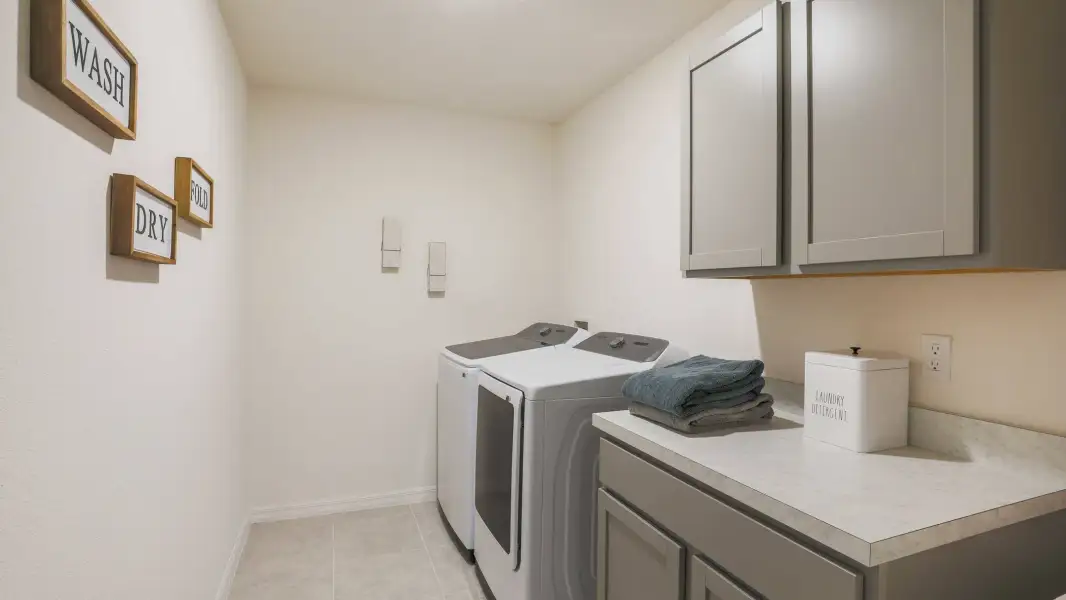 Representative furnished interior of a home built from the Iris by Maronda Homes in Lehigh Acres, Lehigh Acres (Image 16).