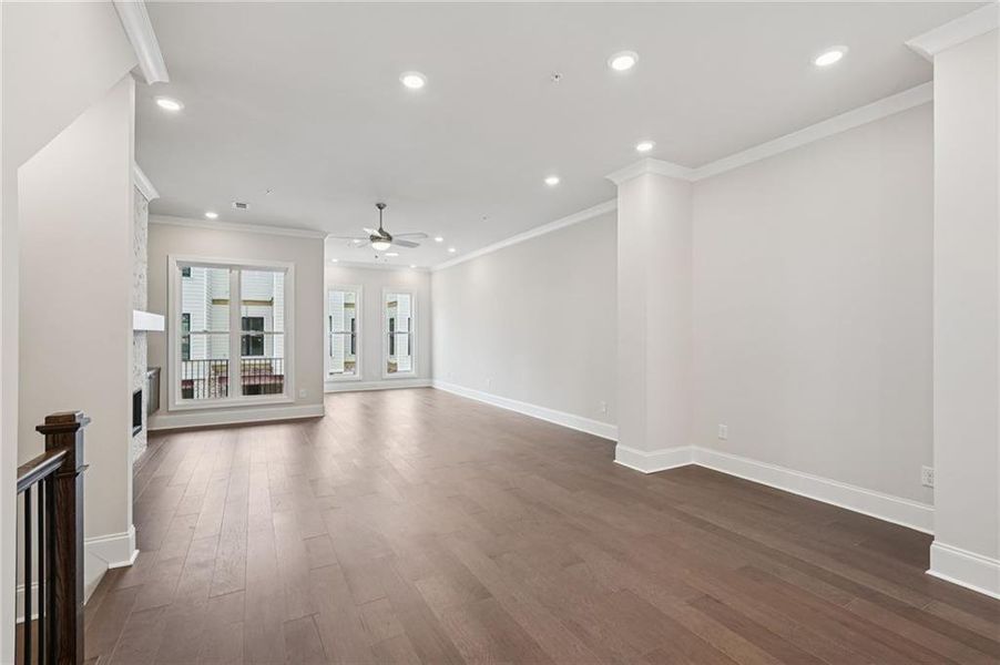 Spacious, unfurnished interior of a new home in Byers Park, Alpharetta (Image 27).