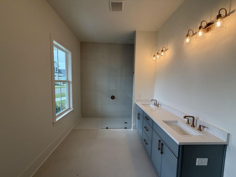 Image 20 of a home in .