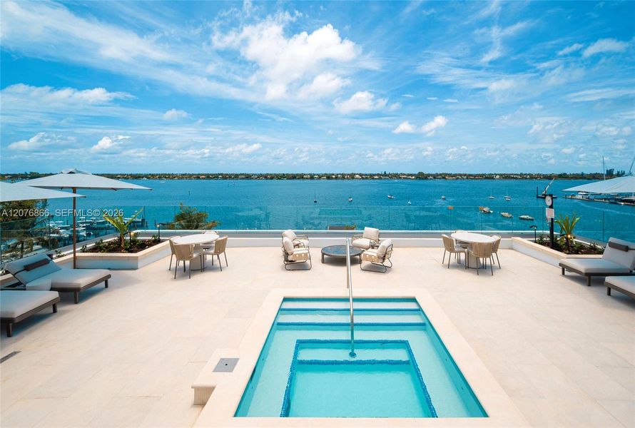 Community amenities in , Palm Beach (Image 24).