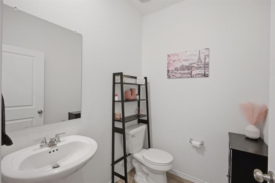 Furnished interior view inside a new home in , Georgetown (Image 16).
