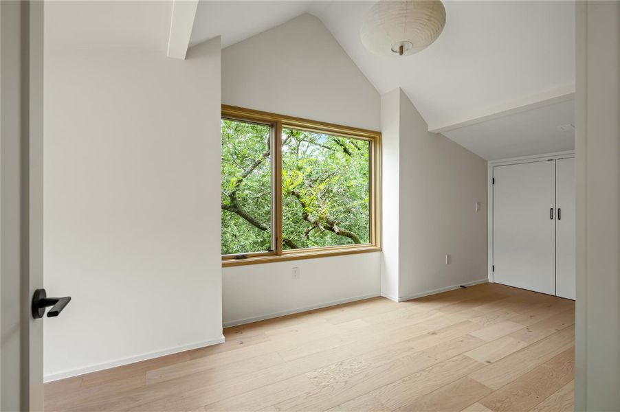 Spacious, unfurnished interior of a new home in , Austin (Image 25).
