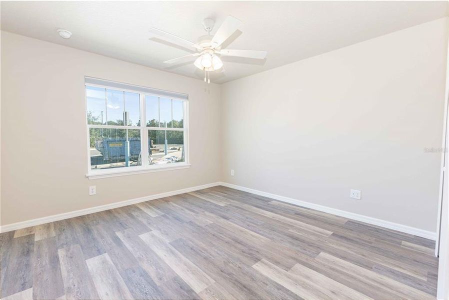 Spacious, unfurnished interior of a new home in , Tavares (Image 13).