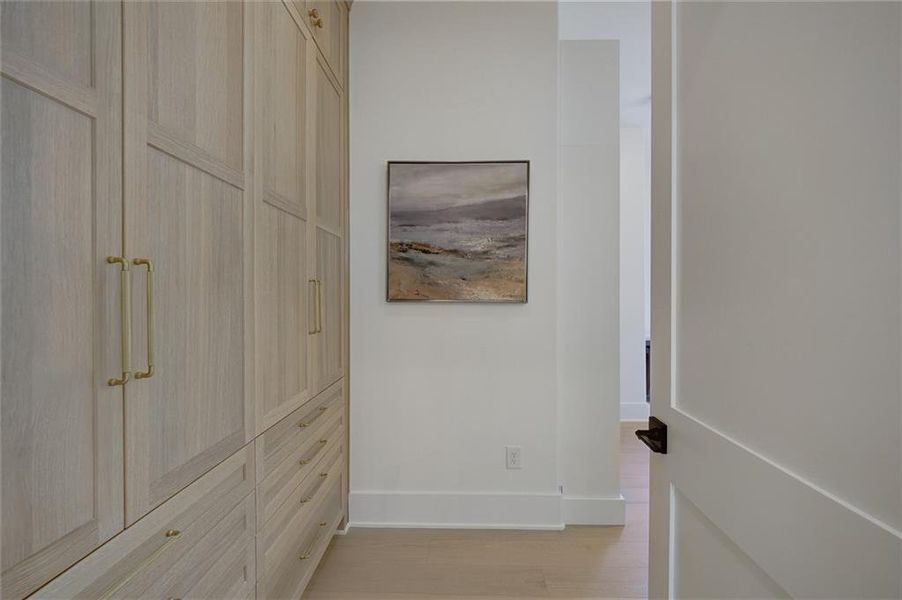 Spacious, unfurnished interior of a new home in , Alpharetta (Image 51).