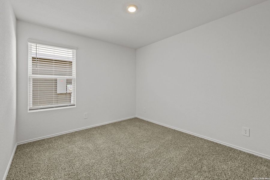 Spacious, unfurnished interior of a new home in Hickory Ridge, Elmendorf (Image 14).
