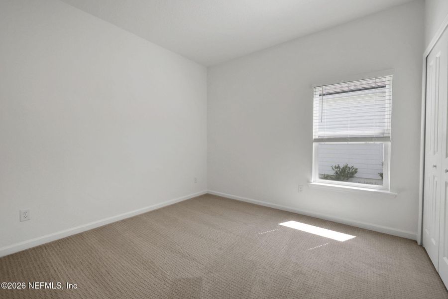 Spacious, unfurnished interior of a new home in Hyland Trail, Green Cove Springs (Image 47).