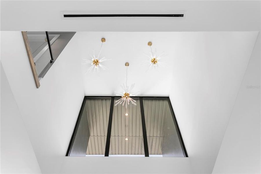 Furnished interior view inside a new home in Snell Isles, St. Petersburg (Image 36). Furnished interior view inside a new home in Snell Isles, St. Petersburg (Image 36).