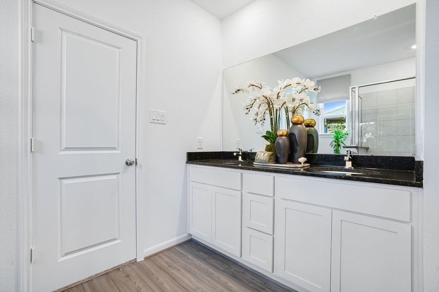 Representative furnished interior of a home built from the Dylan by Taylor Morrison in Hockley Meadows, Hockley (Image 21).