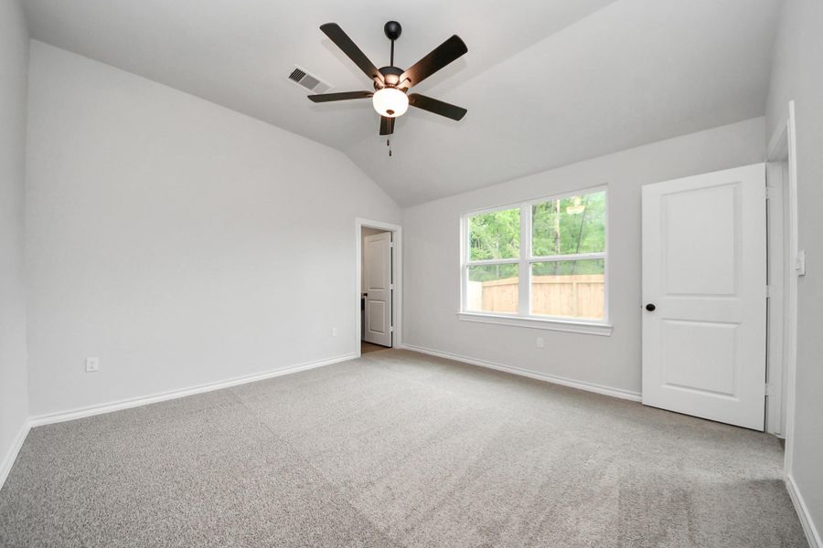 Spacious, unfurnished interior of a new home in The Enclave at Spring Branch, Montgomery (Image 34). Spacious, unfurnished interior of a new home in The Enclave at Spring Branch, Montgomery (Image 34).