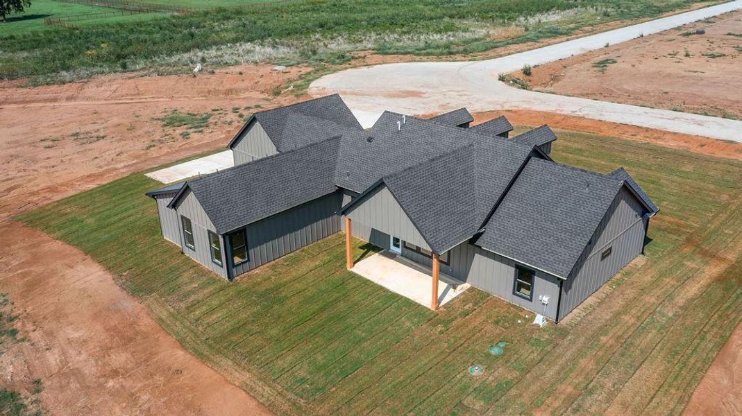 Image 35 of a home in . Image 35 of a home in .