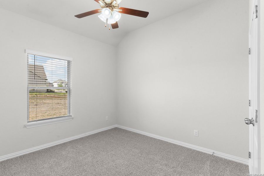 Spacious, unfurnished interior of a new home in The Crossvine, Schertz (Image 13).