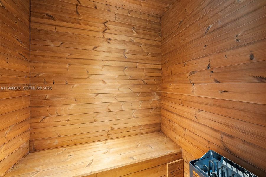 Image 74 of a home in .