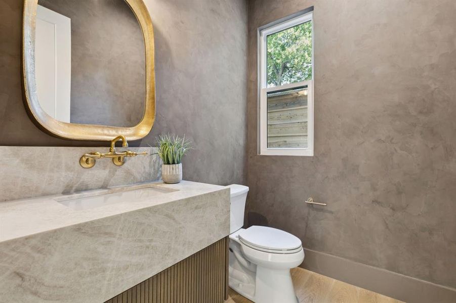 Image 32 of a home in .