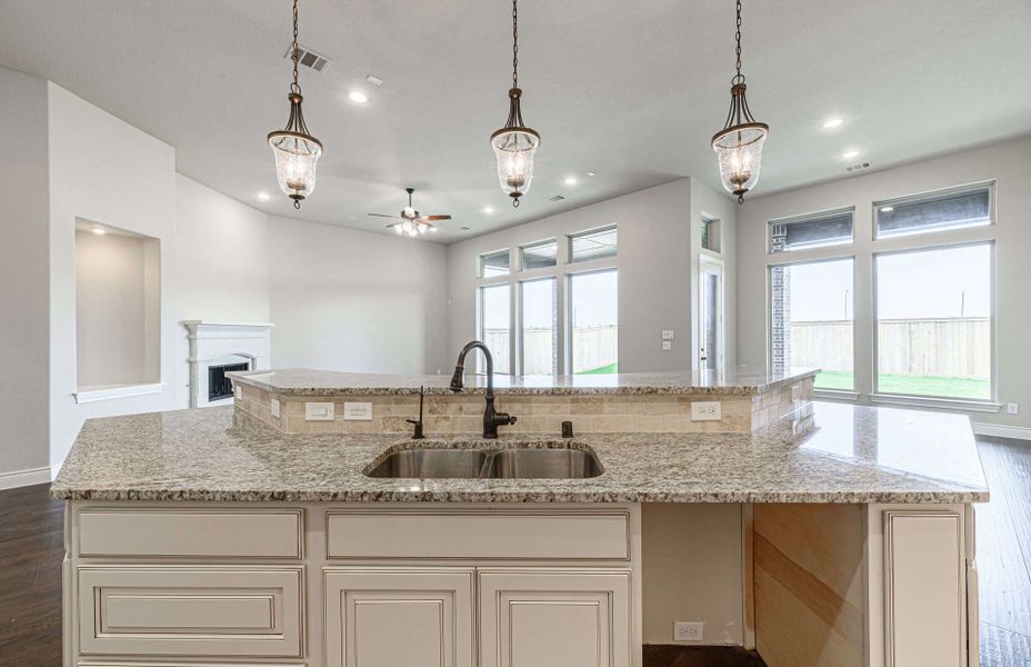 Representative furnished interior of a home built from the 3326 by Ravenna Homes in Cross Creek West, Fulshear (Image 15).