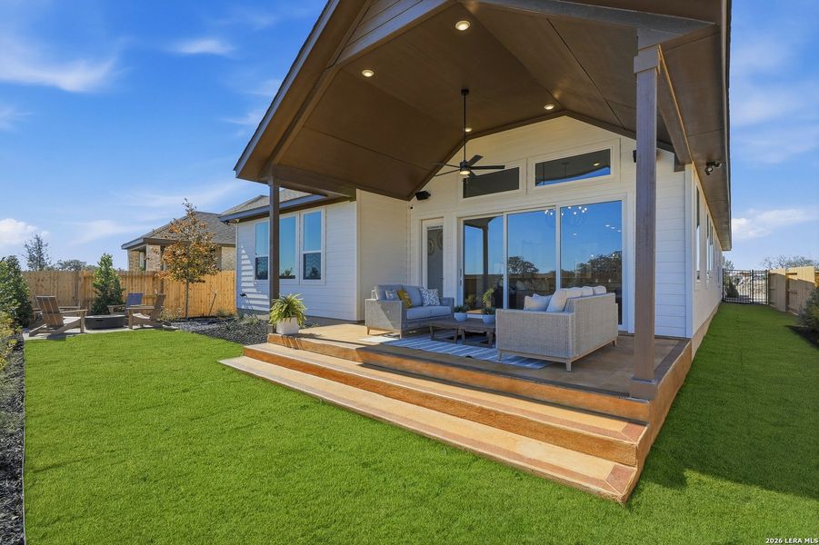 Exterior details and patio area of a home in Stillwater Ranch, San Antonio (Image 3).