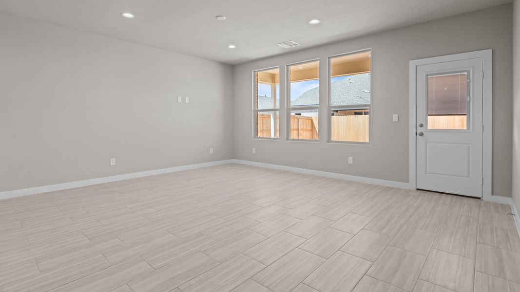 Representative unfurnished interior of a home built from the Southhaven by D.R. Horton in Legacy South, Midland (Image 10).