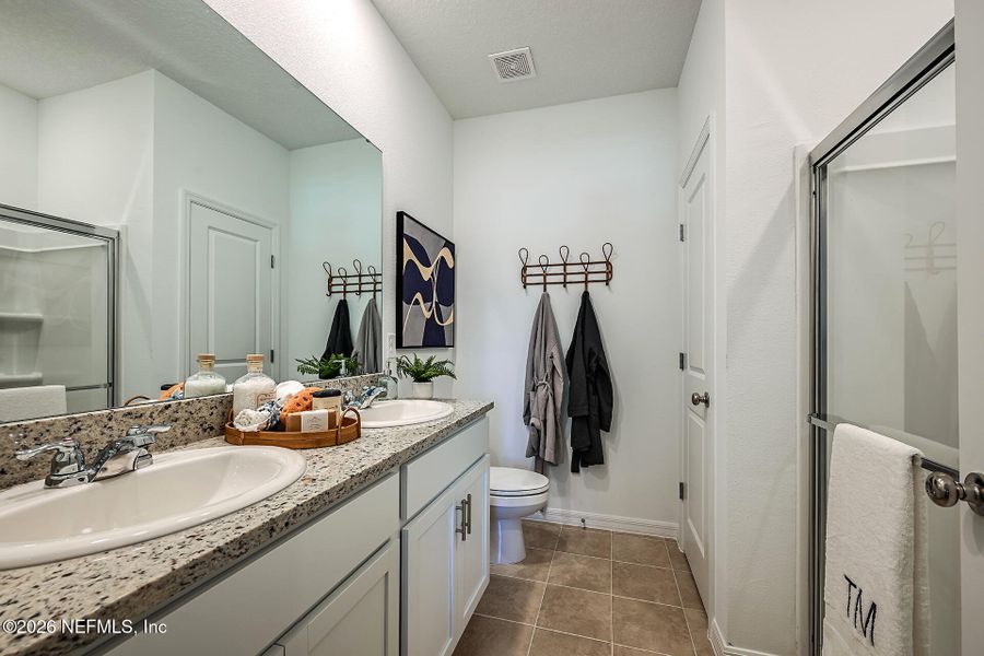 Furnished interior view inside a new home in , Jacksonville (Image 6).