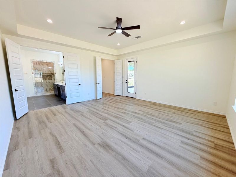 Spacious, unfurnished interior of a new home in , Dayton (Image 27).