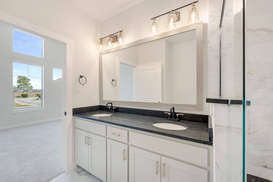 Furnished interior view inside a new home in Woodbridge Villas, Wylie (Image 34).