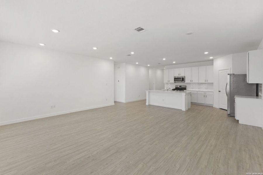 Spacious, unfurnished interior of a new home in Grace Valley, Marion (Image 26).