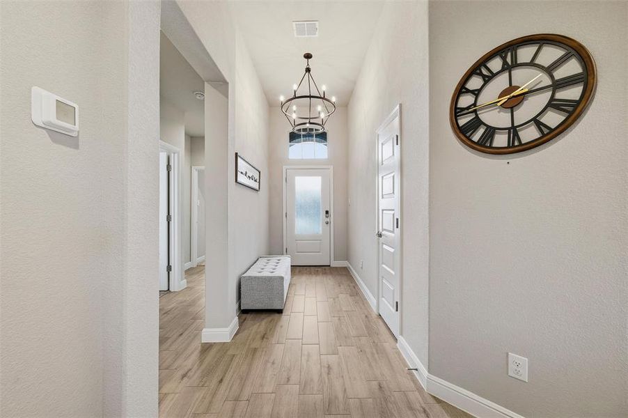 Spacious, unfurnished interior of a new home in , Cleburne (Image 21).