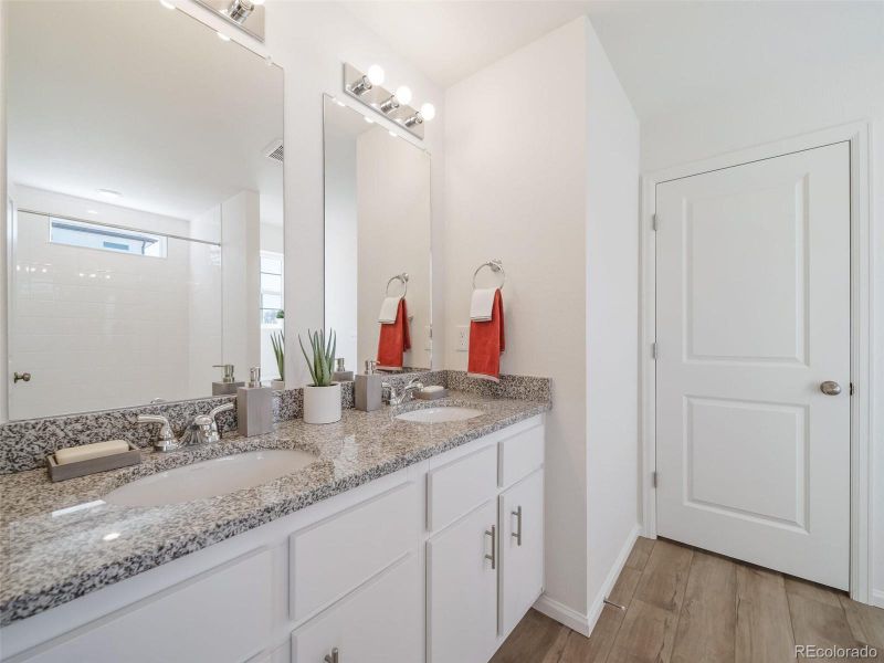 Furnished interior view inside a new home in Thompson River Ranch, Johnstown (Image 26).