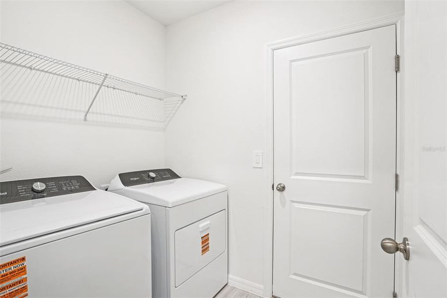 Close-up of interior finishes inside a home in Ridgehaven - Villas, Ormond Beach (Image 12).