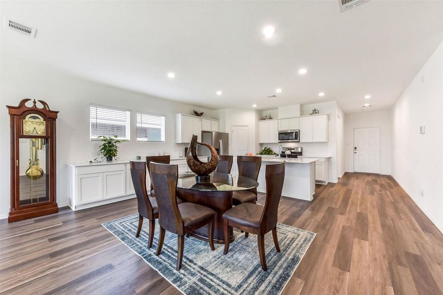 Furnished interior view inside a new home in Sunterra, Katy (Image 8). Furnished interior view inside a new home in Sunterra, Katy (Image 8).