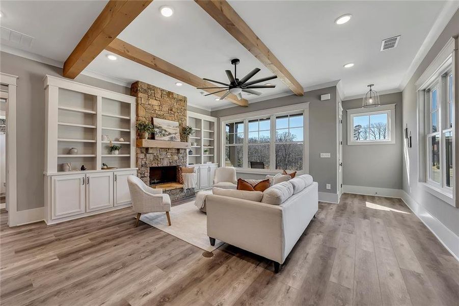 Furnished interior view inside a new home in , Jasper (Image 12).