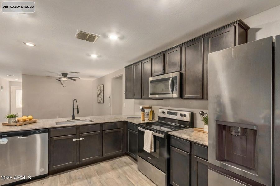 e5e85e92-0bac-4fb4-81a3-15b076a910c0