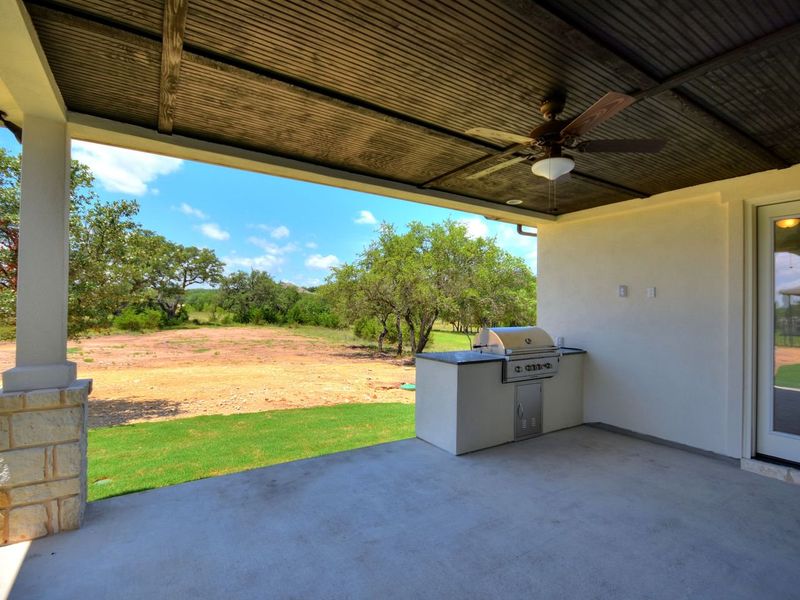 Representative exterior details of a home built from the San Simeon I by Giddens Homes in Clearwater Ranch, Liberty Hill (Image 96).