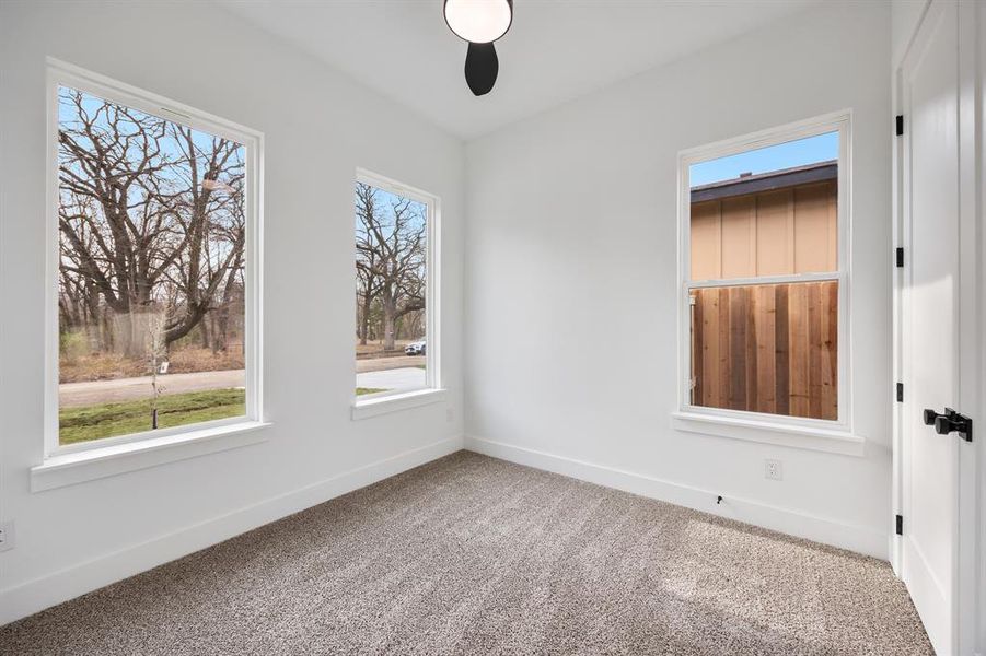Spacious, unfurnished interior of a new home in , Dallas (Image 34).