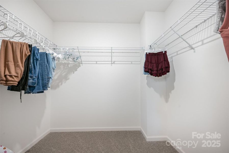 Spacious, unfurnished interior of a new home in , Peachland (Image 13).