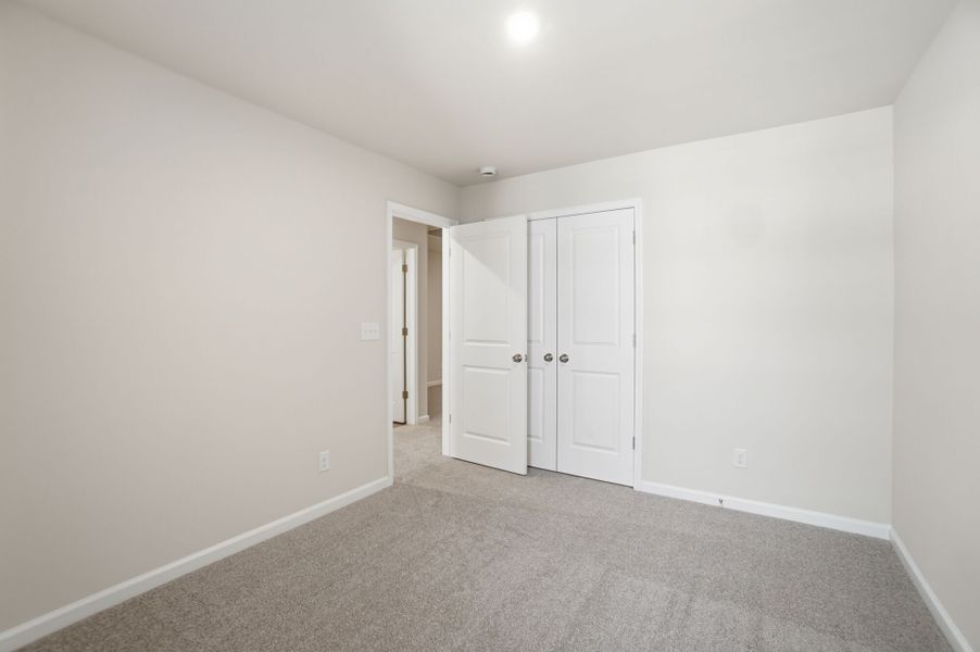 Spacious, unfurnished interior of a new home in Arbor Chase, Clover (Image 22).