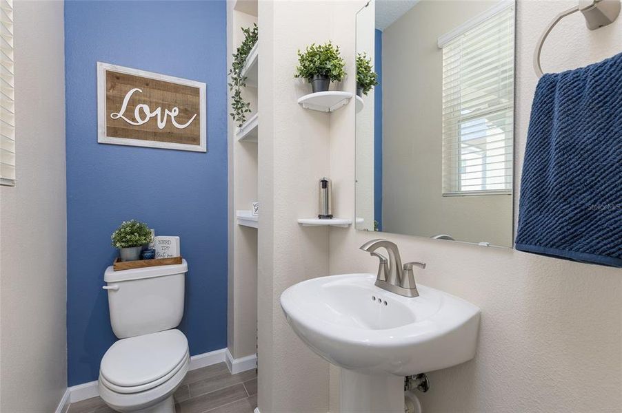 Close-up of interior finishes inside a home in Hickory Grove, Winter Springs (Image 20).